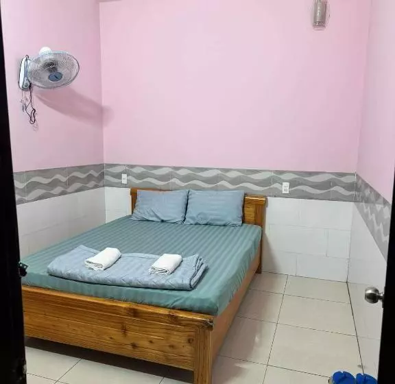 هتل Nhà Nghỉ Hà Anh