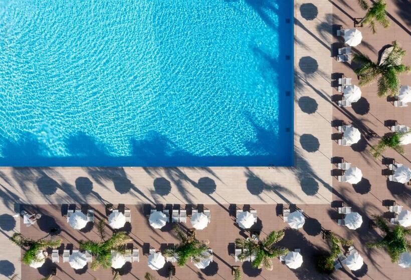 Отель Voi Tanka Selected