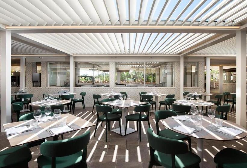 Отель Voi Tanka Selected