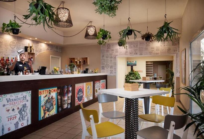 Отель Voi Tanka Selected