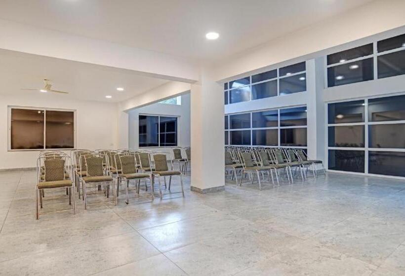 בית מלון כפרי Western Arc