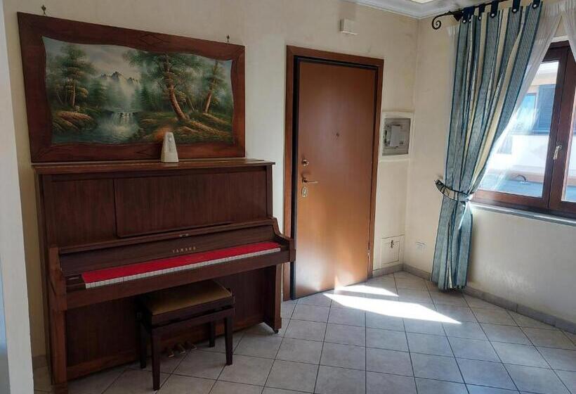 膳宿费 Al Capolinea