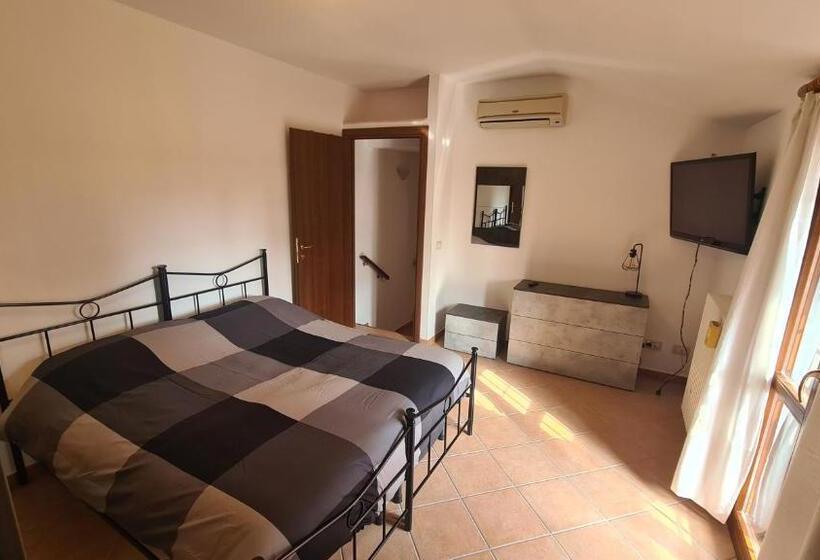 بنسيون Ca  Lambru