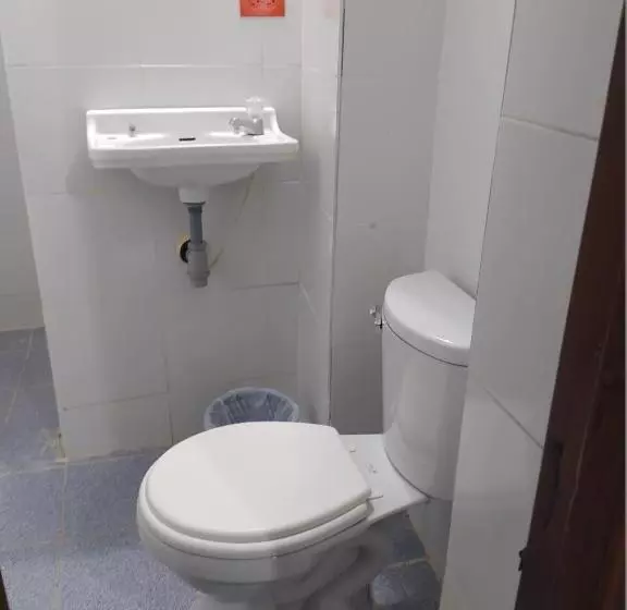 Majatalo De La Mora Hostal