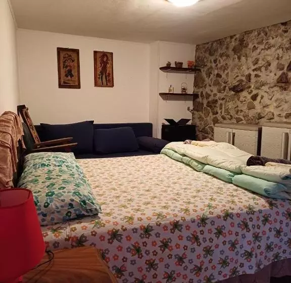 پانسیون Etnalcantara16