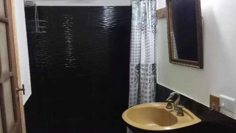 ペンション Hostal Adelita