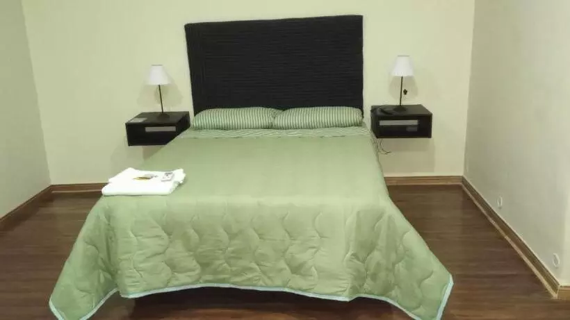 ペンション Hostal Adelita