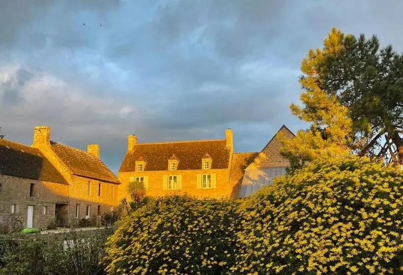 Majatalo La Ferme De Nehou