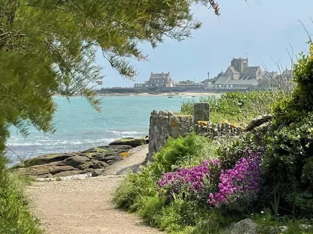 Majatalo La Ferme De Nehou