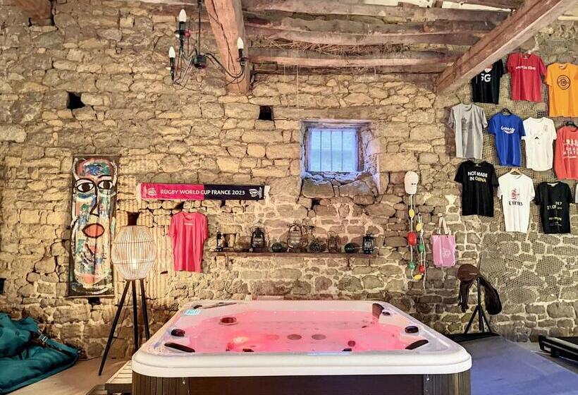 بنسيون La Ferme De Nehou