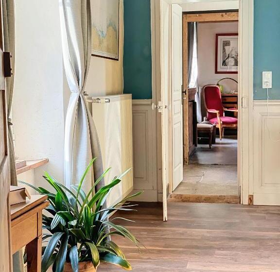 بنسيون La Ferme De Nehou