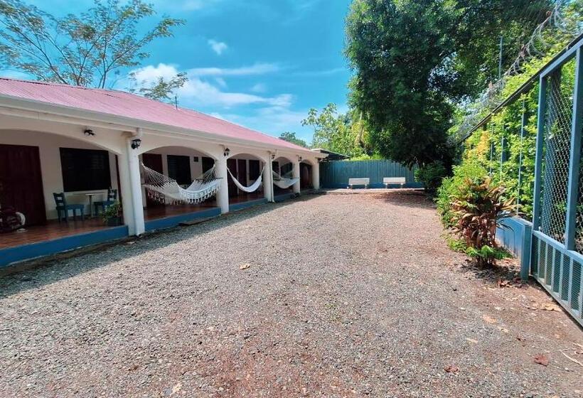 Пансион Oceanic Playa Matapalo