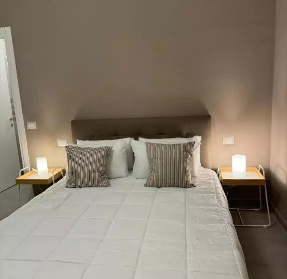 تختخواب و صبحانه 4th Floor Caserta