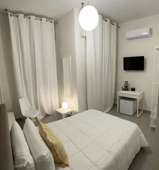 تختخواب و صبحانه 4th Floor Caserta