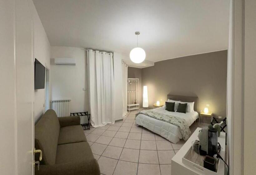 تختخواب و صبحانه 4th Floor Caserta