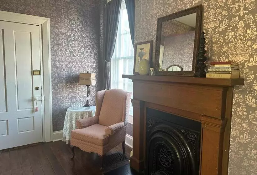 Aamiaismajoitus (B&B) Iron Gate Inn