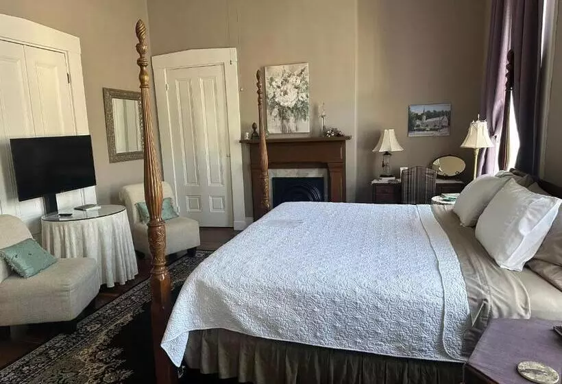 Aamiaismajoitus (B&B) Iron Gate Inn