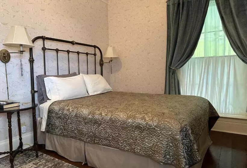 Aamiaismajoitus (B&B) Iron Gate Inn