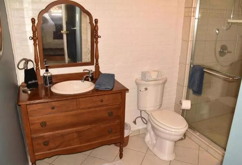 Aamiaismajoitus (B&B) Iron Gate Inn