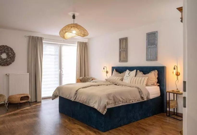 Aamiaismajoitus (B&B) Kleiner Storch   Seehotel Dümmer