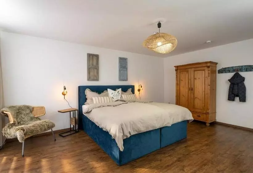 Aamiaismajoitus (B&B) Kleiner Storch   Seehotel Dümmer