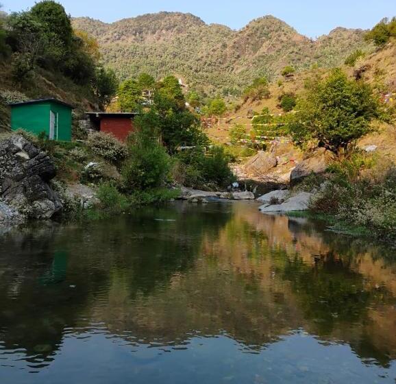 ホテル Rivulet Resort & Camping