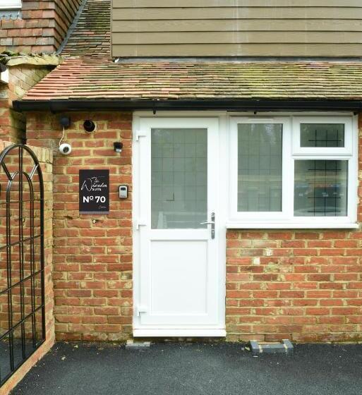 Отель The Almshouse Suites