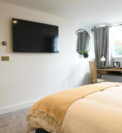 Отель The Almshouse Suites