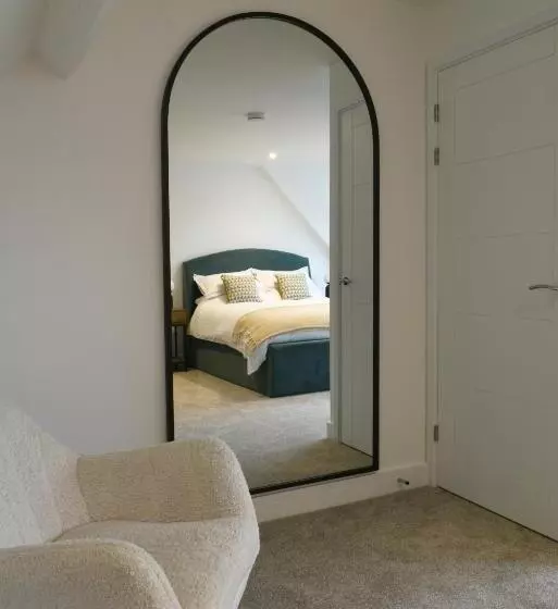 Hotelli The Almshouse Suites