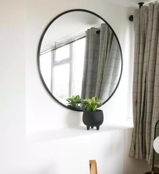 Hotelli The Almshouse Suites