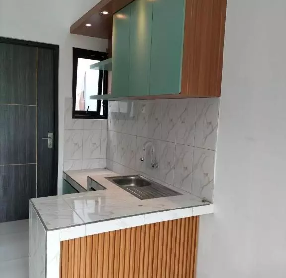 ペンション Abimanyu Guesthouse