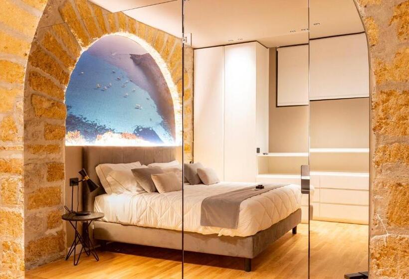 پانسیون Five Suite