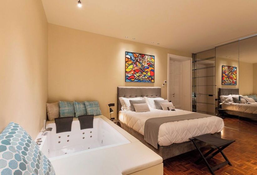 پانسیون Five Suite