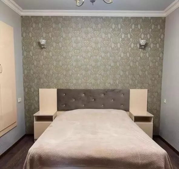 ペンション Gavar Guest House