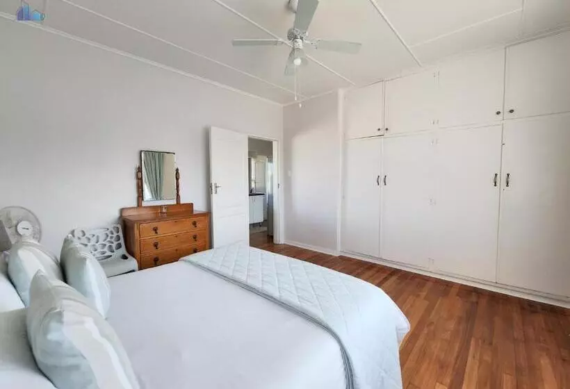 Majatalo Gonubie Guest Cottages