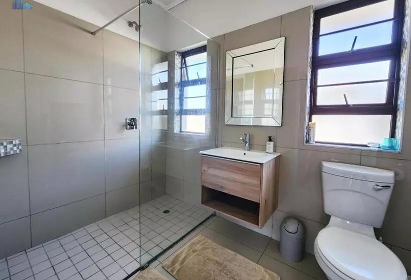 Majatalo Gonubie Guest Cottages