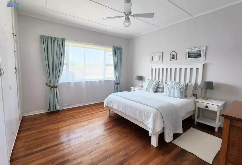 Majatalo Gonubie Guest Cottages