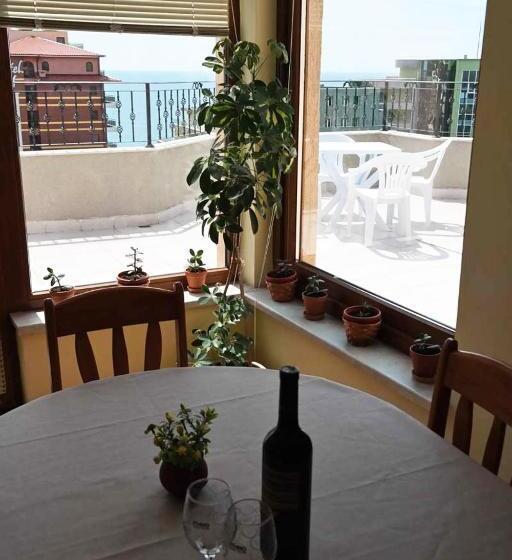 פנסיון Guest Hous Stariat Kesten