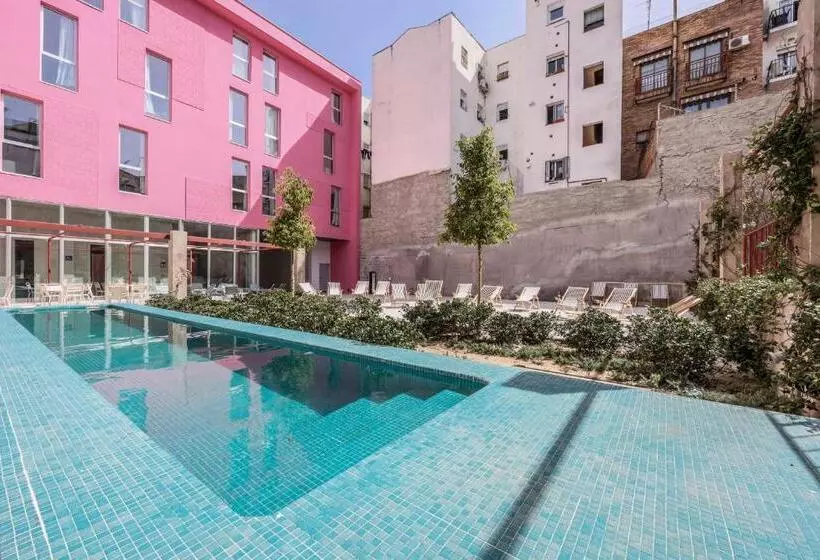 پانسیون Madrid Live Coworking   Self Service