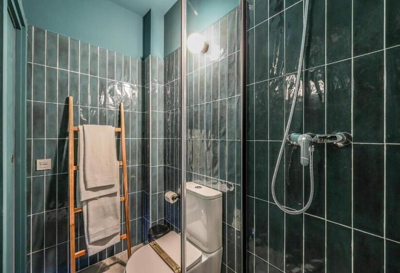 پانسیون Madrid Live Coworking Self Service