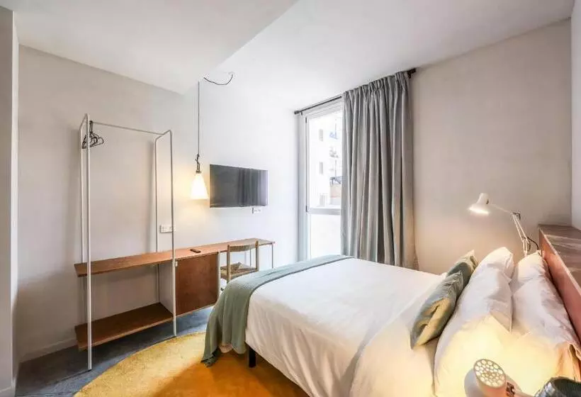 پانسیون Madrid Live Coworking   Self Service