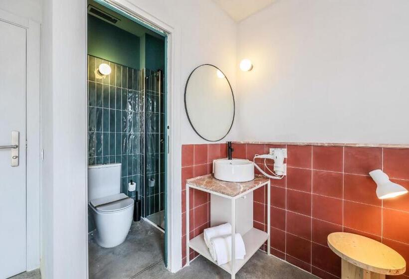 پانسیون Madrid Live Coworking Self Service