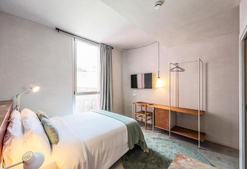 پانسیون Madrid Live Coworking Self Service