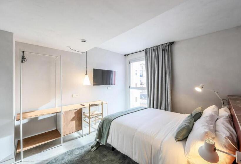 پانسیون Madrid Live Coworking Self Service