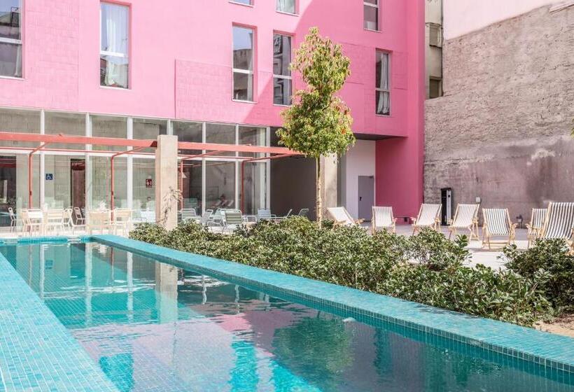 پانسیون Madrid Live Coworking Self Service