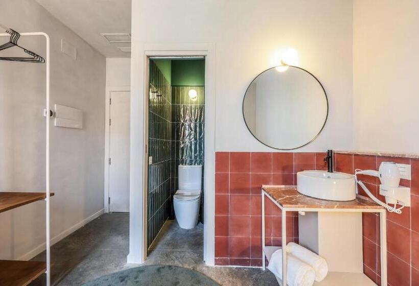 پانسیون Madrid Live Coworking Self Service