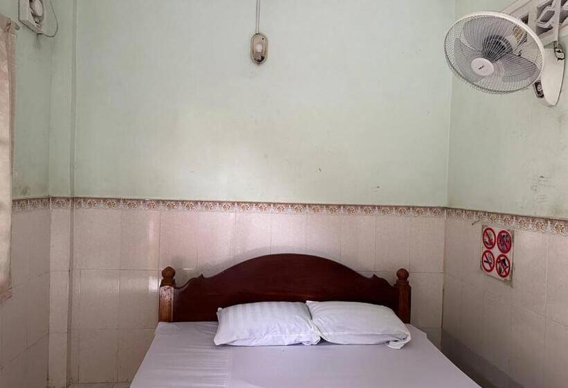 پانسیون Palm Tree Quest House