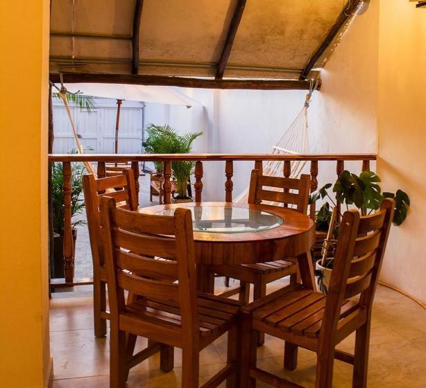 بنسيون Room In Guest Room   Hb7 Quadruple Room With Shared Bathroom