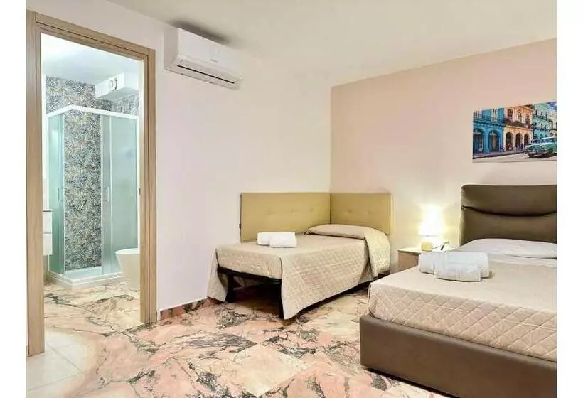 پانسیون Unique Rooms In Centro Città Bagno Privato E Climatizzatore