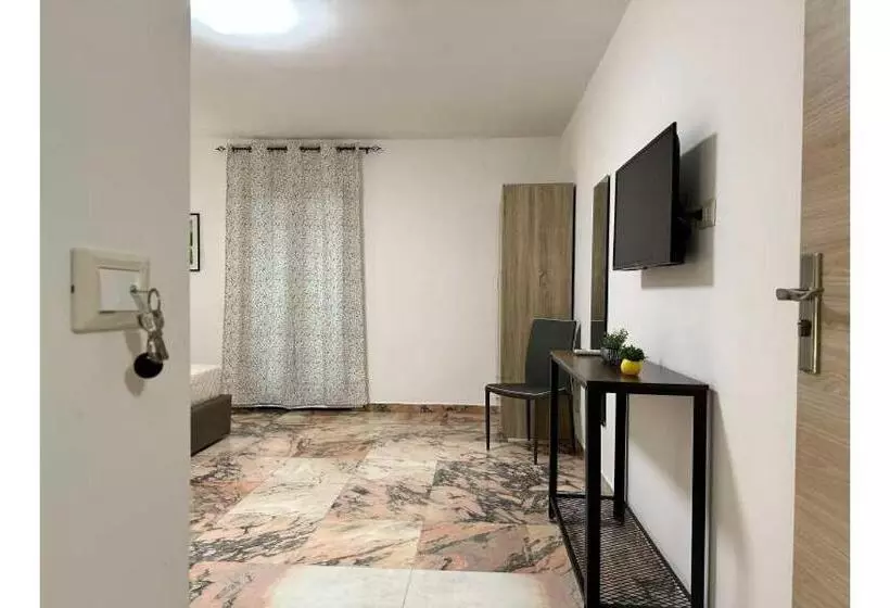 پانسیون Unique Rooms In Centro Città Bagno Privato E Climatizzatore